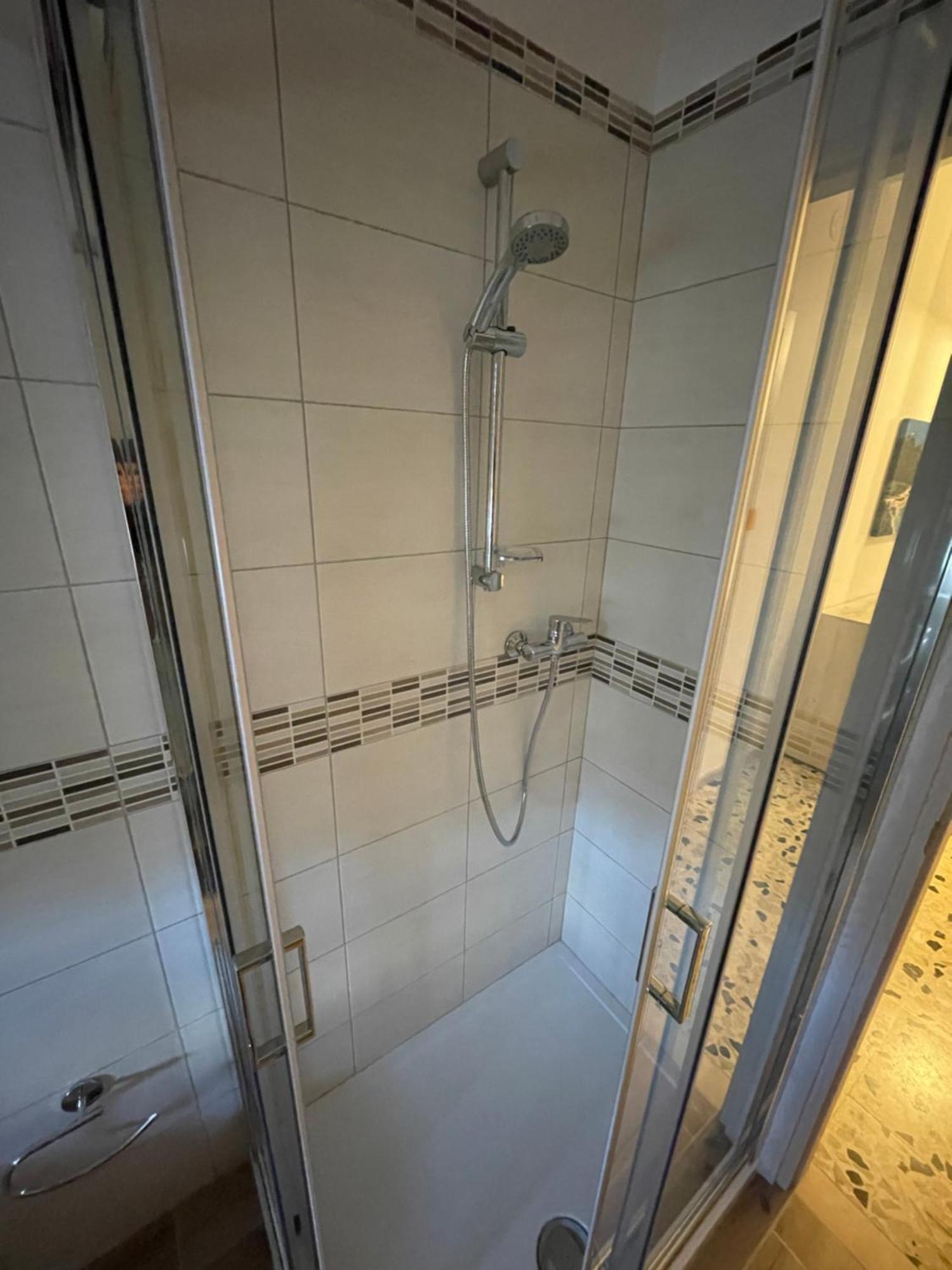 4 Pini Apartment Ancona Bagian luar foto